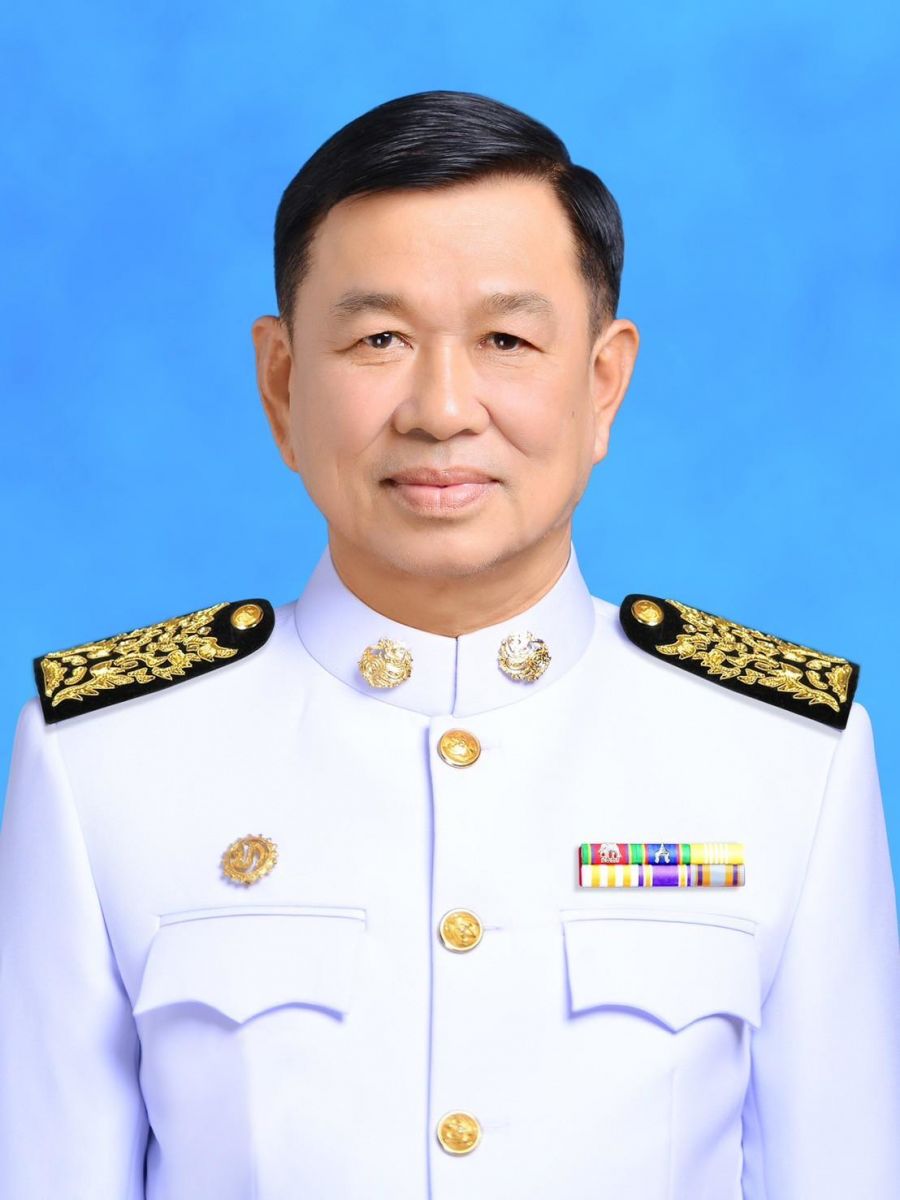 นายประพันธ์ อินตะแก้ว